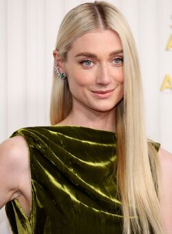 Elizabeth Debicki at 2023 SAG Awards in LA